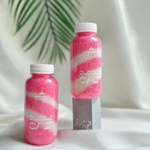 Кольорова сіль-піна для ванни Barbie від Sovka Skincare