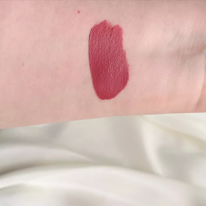 Помада рідка для губ Bogenia Liquid Matte Lipstick Spice №06. Зображення 2