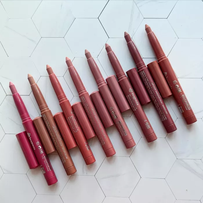 Помада-олівець для губ №02 VELVET WATERPROOF MATTE BOGENIA. Зображення 1