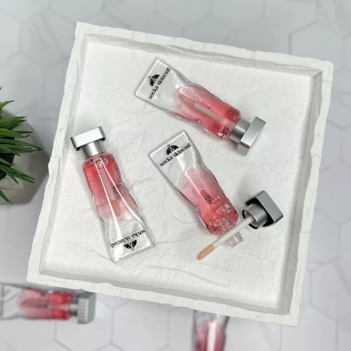 Блиск-олія для губ Sovka Skincare Lip Oil Strawberry. Зображення 1