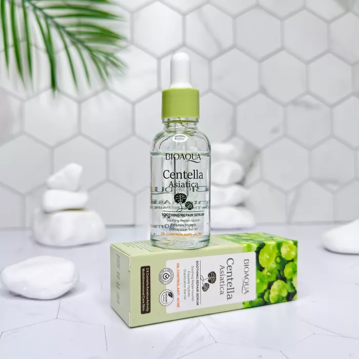 Сироватка для обличчя bioaqua centella asiatica soothing з азійською центелою 30 ml. Зображення 1