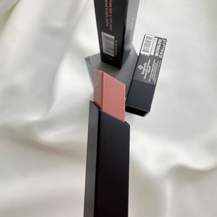 Помада - блиск Glossiness Gel Lipstick №013  Bogenia. Зображення 2