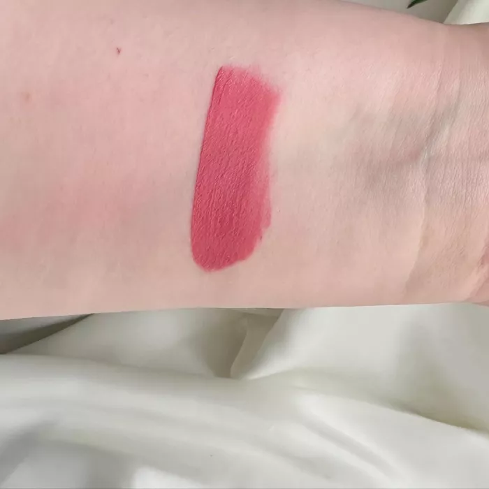 Помада рідка для губ Bogenia Liquid Matte Lipstick Spice №02. Зображення 2